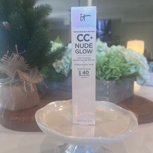 IT Cosmetics CC+ Nude Glow Brightening Serum- Shade- Light Medium